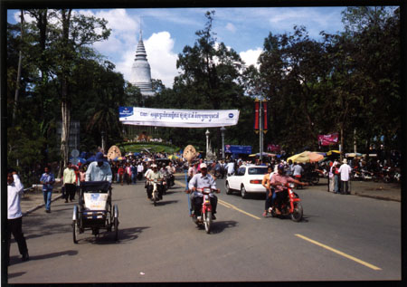 002 Wat Phnom