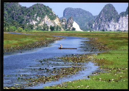 145 Chaîne karstique de la région de Kampot