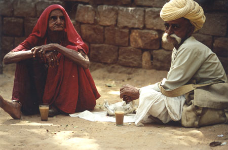 008 en attendant le bus