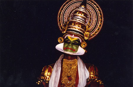 030 kathakali ( danse du KERALA)
