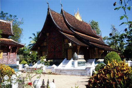 0019b L'arrière du Wat Xieng Thong, très belle mosaïque